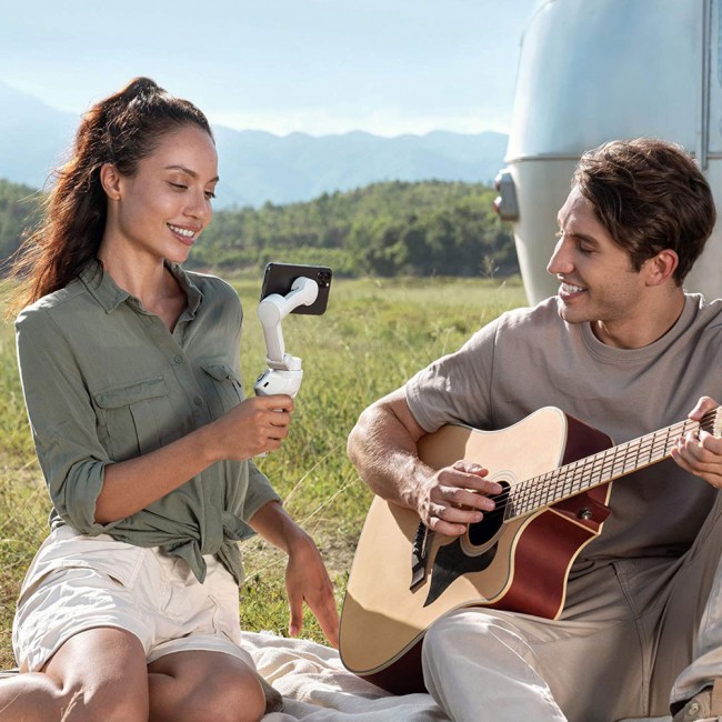 DJI OM 4 Smartphone Gimbal Phone Holder Stabilizer