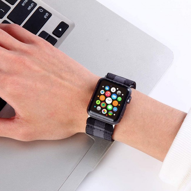 Apple Watch Band 42-44-45mm Elastic Fabric Nylon Cloth Strap - Plaid Black Grey