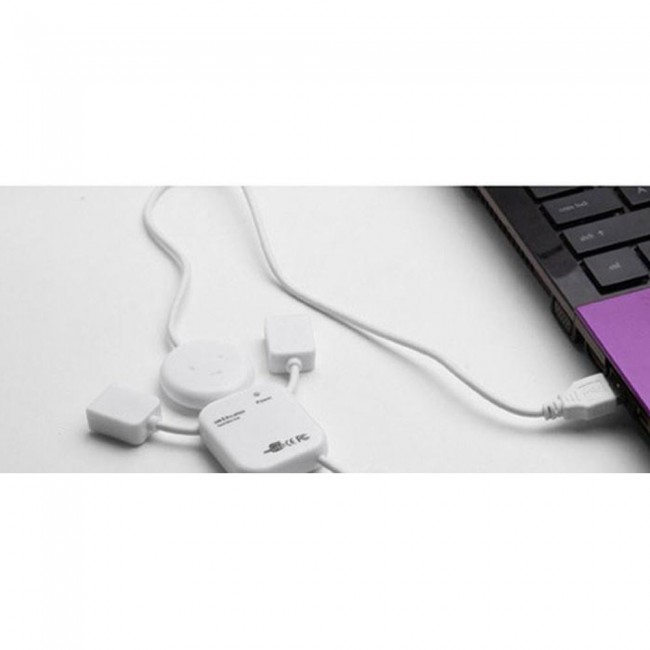 High Speed 4 Port USB 2.0 Mini Cable Hub White Man