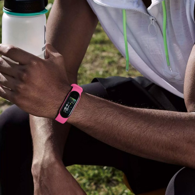 Xiaomi Mi Band 5 and Mi Band 6 Replacement Silicone Band - Hot Pink