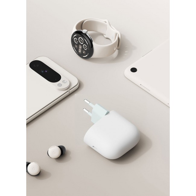 Google 45W USB-C Power Charger Fast-Charging Pixel Phone Charger Compatible with Google Products and Other USB-C Devices White