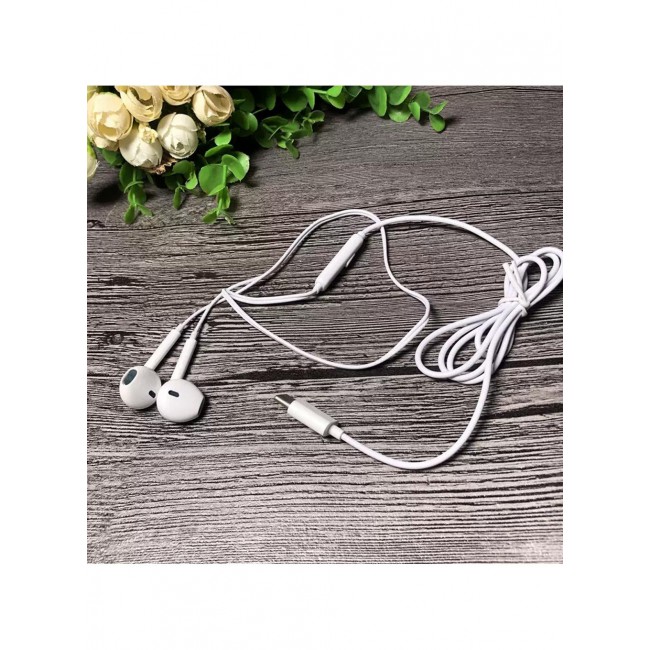 CATANES USB-C Earphones for Huawei mobiles with Built-in Microphone and Volume Control Type-C Plug Wired In-Ear Headphones
