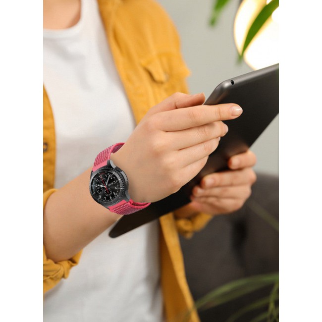 CATANES 22mm Nylon Strap,Compatible with Huawei GT/Huawei GT2 (46mm) /Huawei GT2 Pro/Samsung Galaxy Watch (46mm) and Galaxy Watch 3 (45mm) Sport Wristband Strap Strap Red